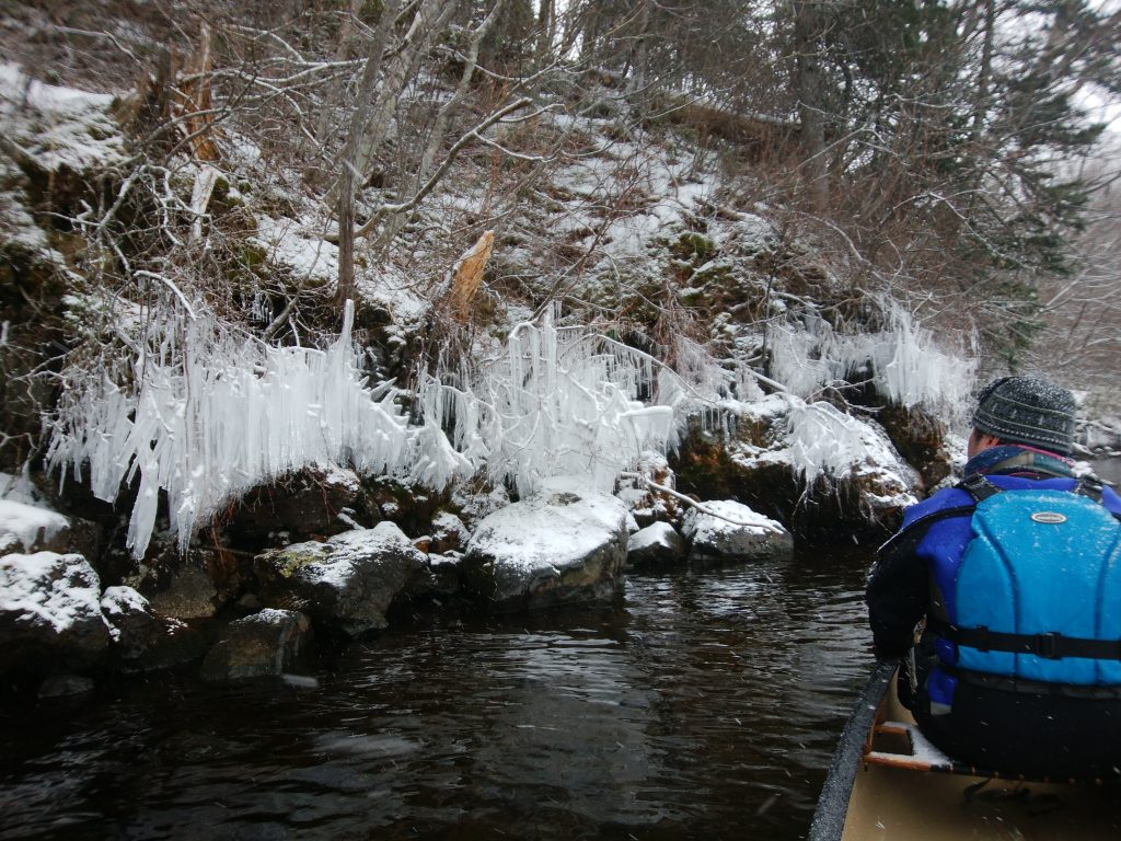 屈斜路湖　和琴半島北側　しぶき氷　2018/01/01