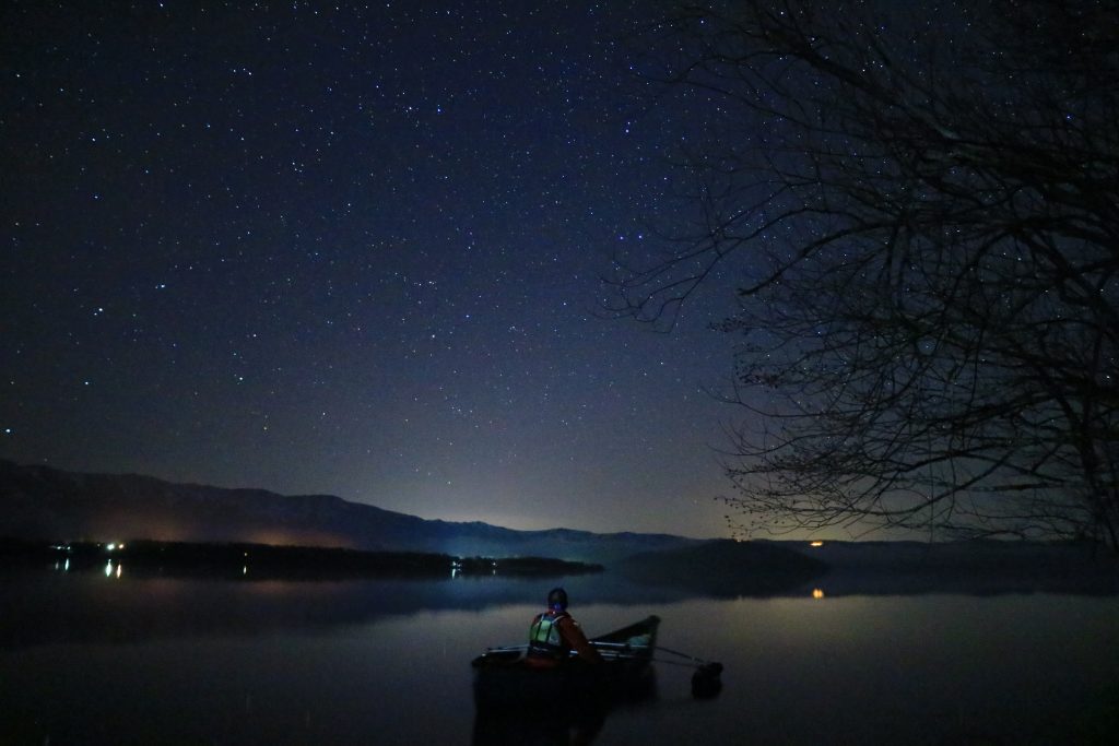 2018/04/17　星が零れ落ちてきそうな、そんな感じのする夜の屈斜路湖